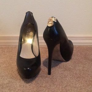 Michael Kors Pumps